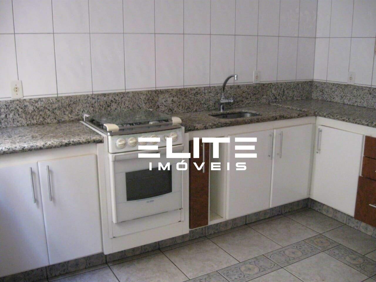 Sobrado para aluguel no Vila Scarpelli: 