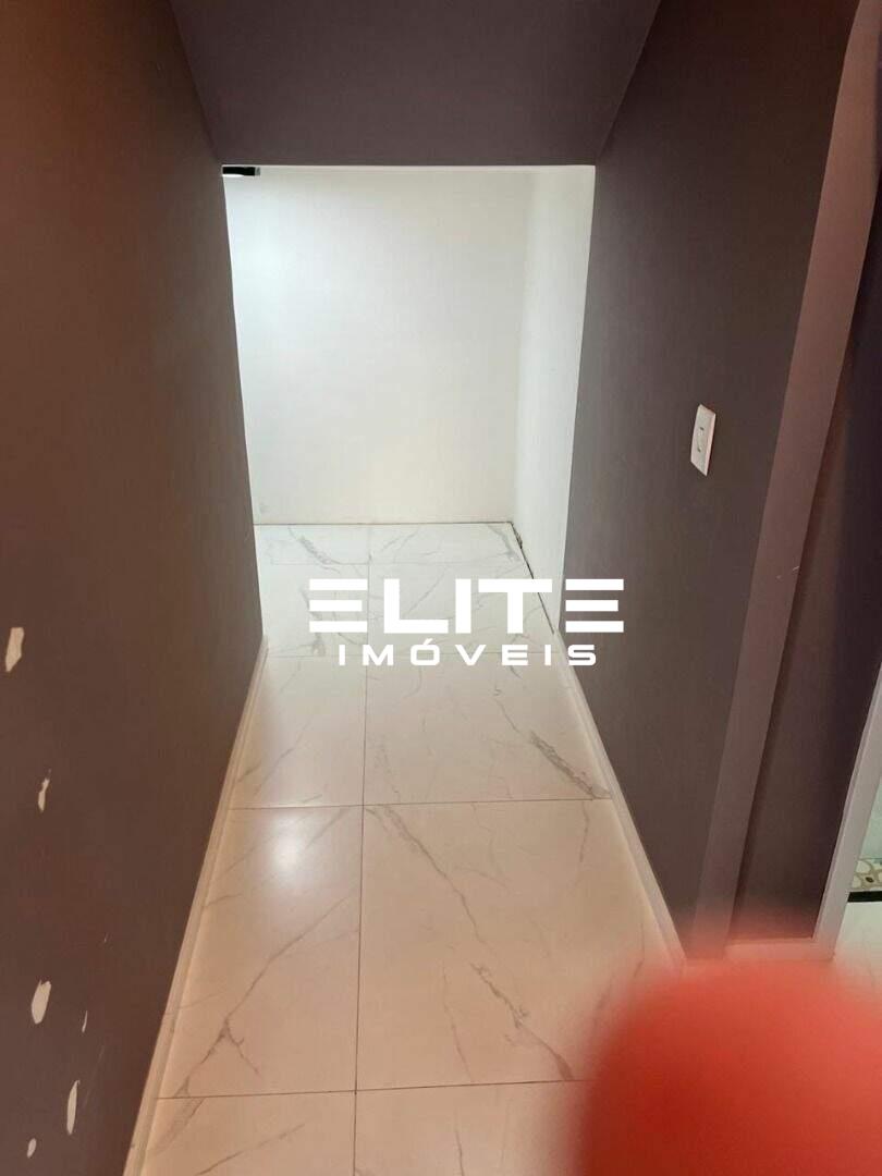 Salão para aluguel no Santa Maria: 