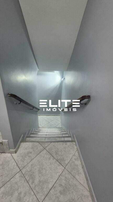 Sala para aluguel no Centro: 