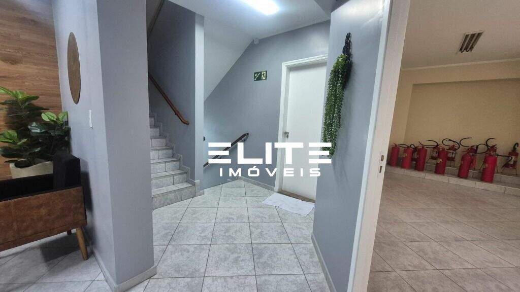 Sala para aluguel no Centro: 