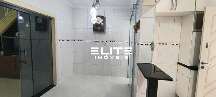 Sobrado para aluguel no Bairro Jardim: 