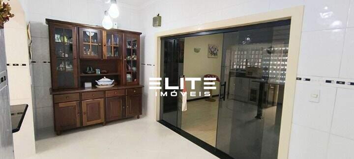 Sobrado para aluguel no Bairro Jardim: 