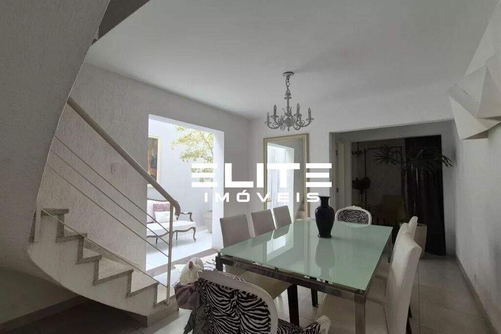 Sobrado para aluguel no Bairro Jardim: 