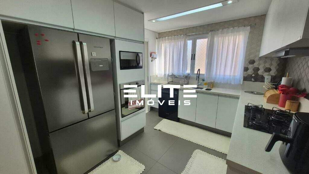 Apartamento para aluguel no Bairro Jardim: 