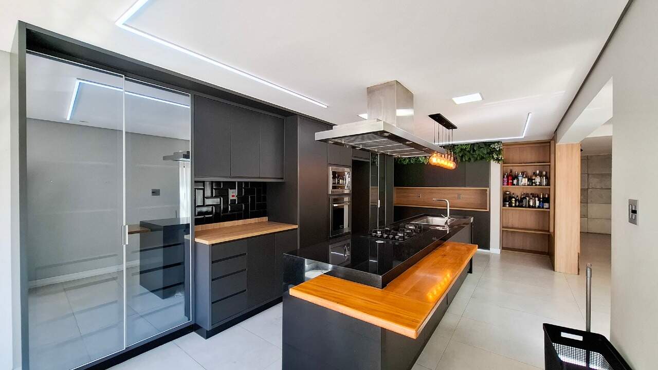 Sobrado à venda no Bairro Jardim: 