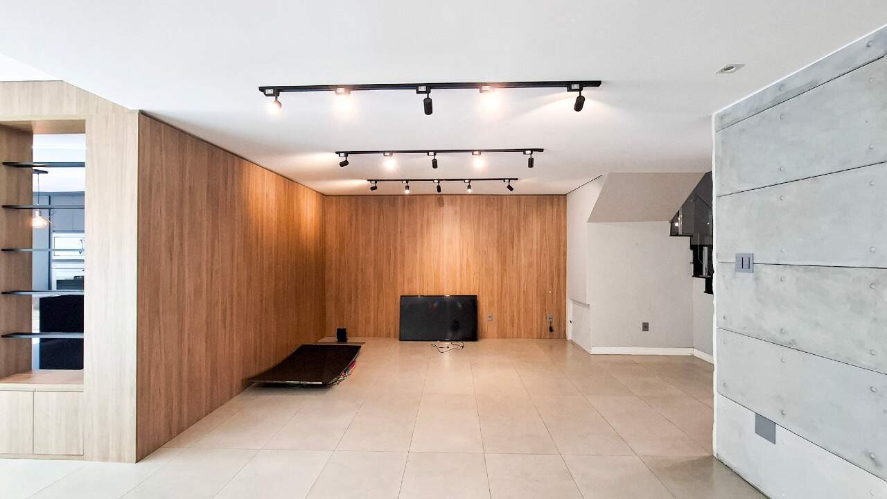 Sobrado à venda no Bairro Jardim: 