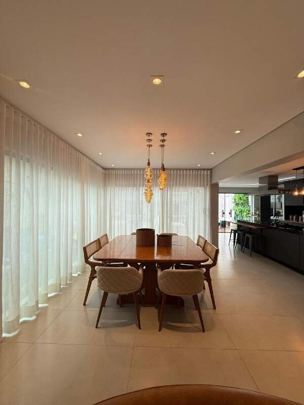 Sobrado à venda no Bairro Jardim: 