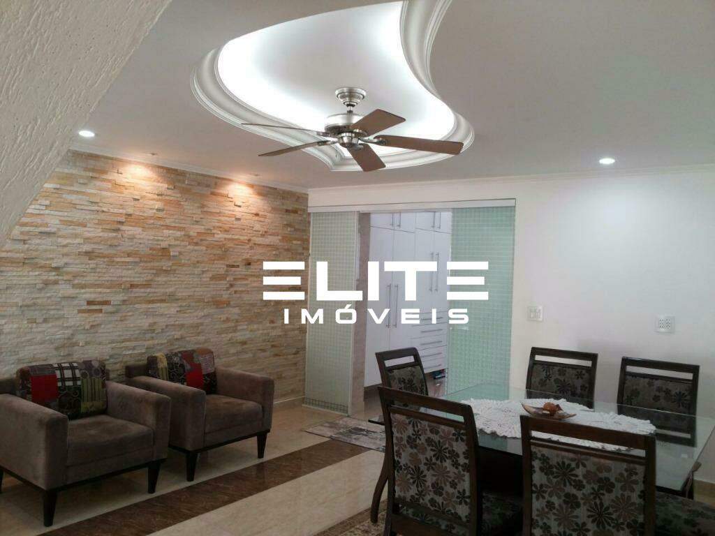 Sobrado à venda no Vila Scarpelli: 