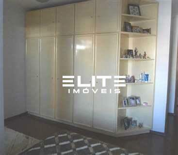 Sobrado à venda no Centro: 