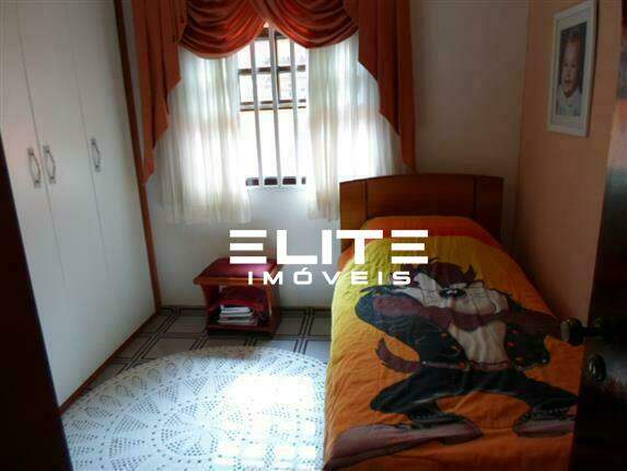 Sobrado à venda no Parque Marajoara: 