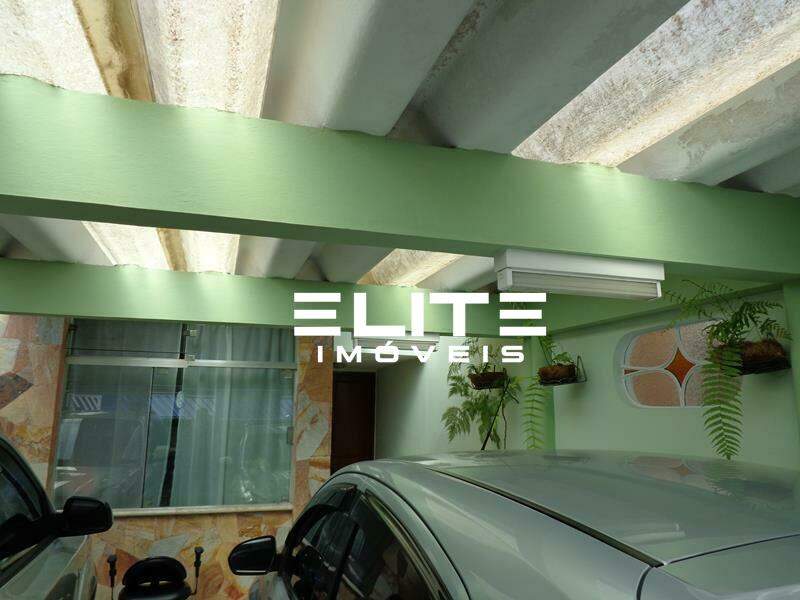 Sobrado à venda no Bairro Jardim: 