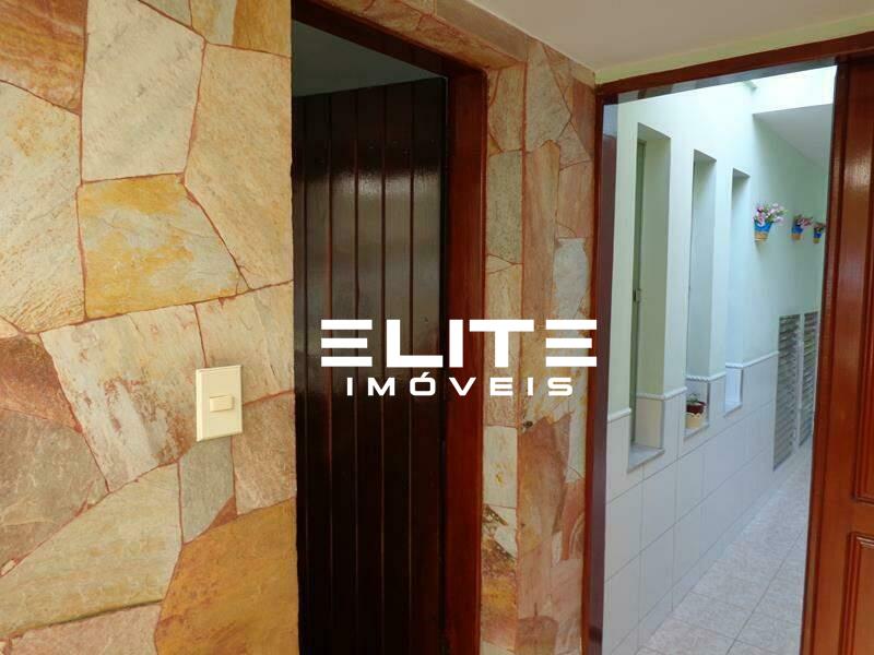 Sobrado à venda no Bairro Jardim: 