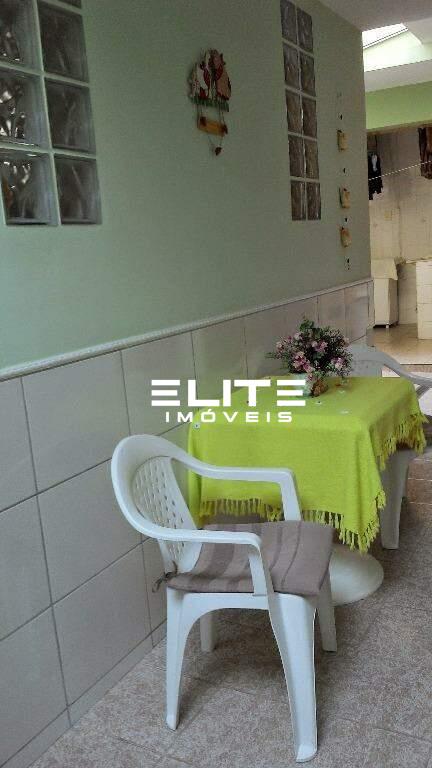 Sobrado à venda no Bairro Jardim: 