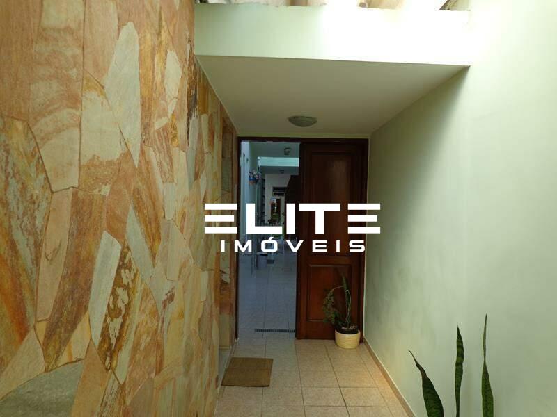 Sobrado à venda no Bairro Jardim: 