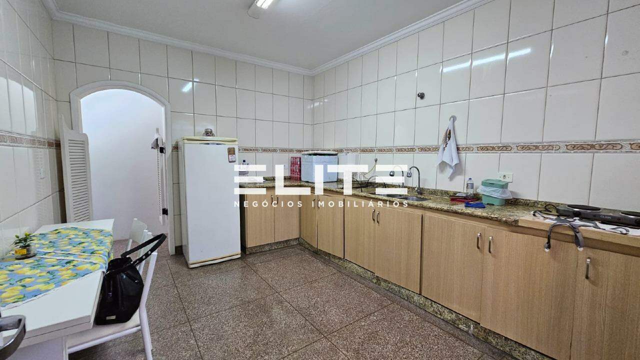 Casa à venda no Jardim: 