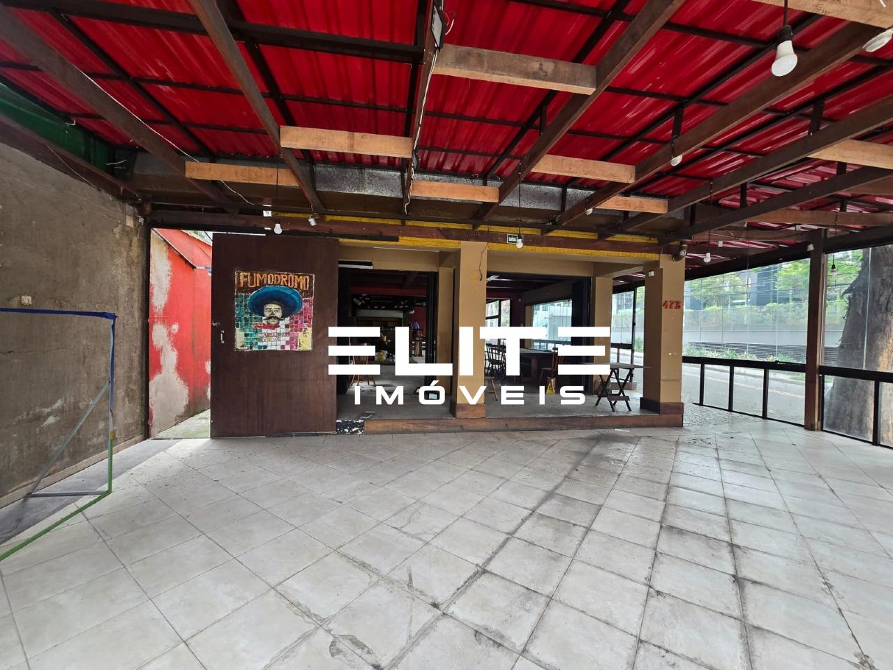 Prédio à venda no Bairro Jardim: 