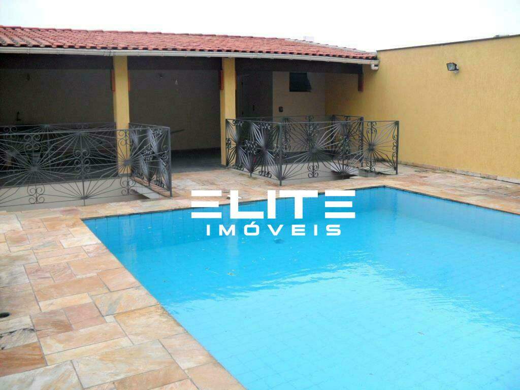 Sobrado à venda no Campestre: 