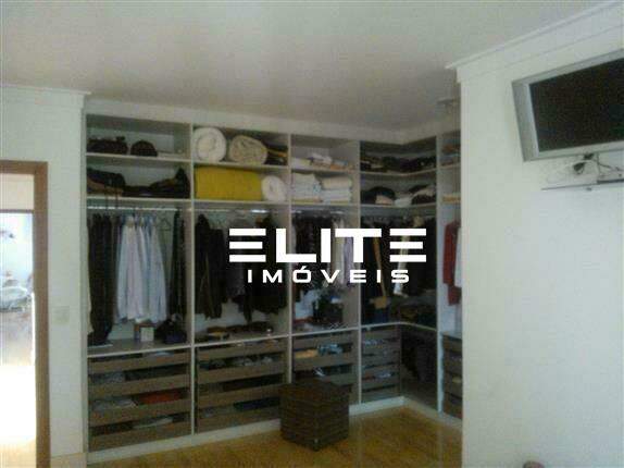 Sobrado à venda no Vila Scarpelli: 