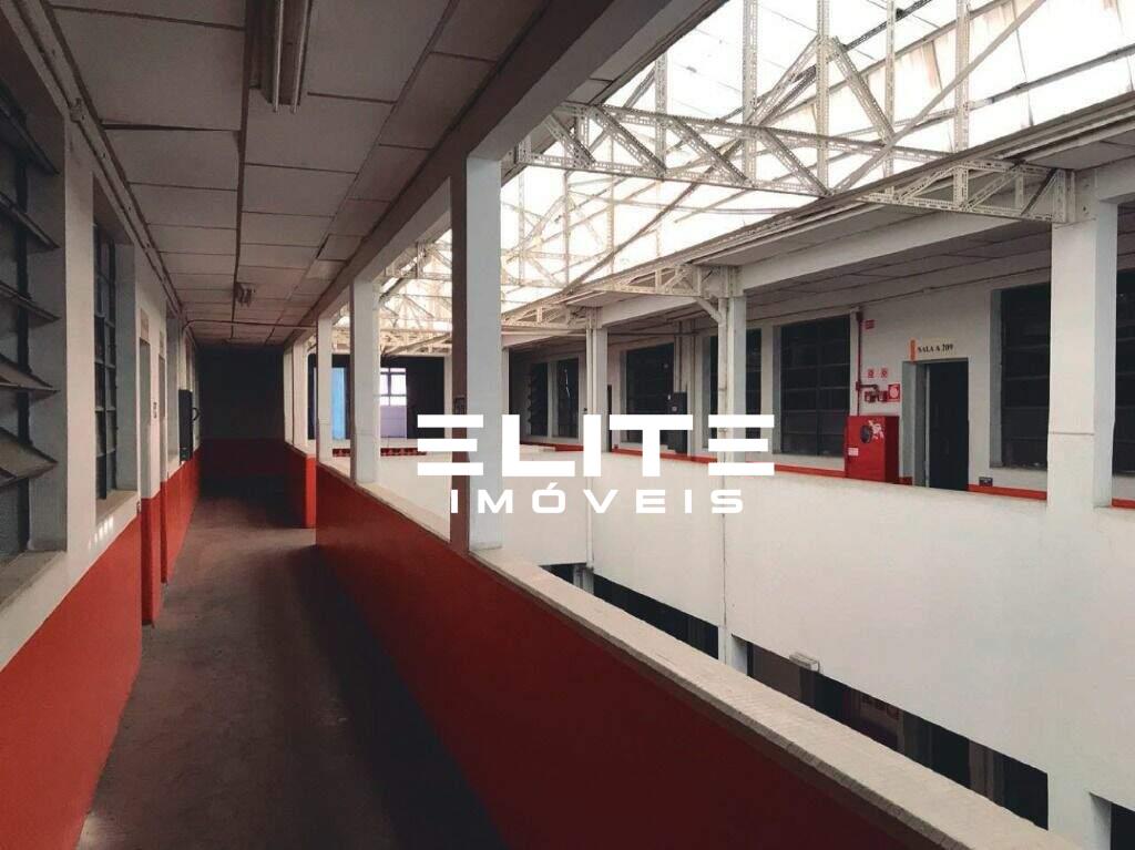 Prédio para aluguel no Centro: 