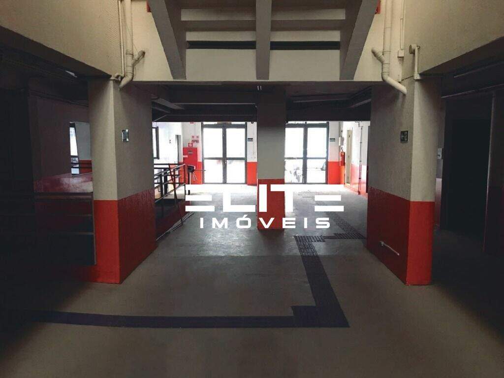 Prédio para aluguel no Centro: 