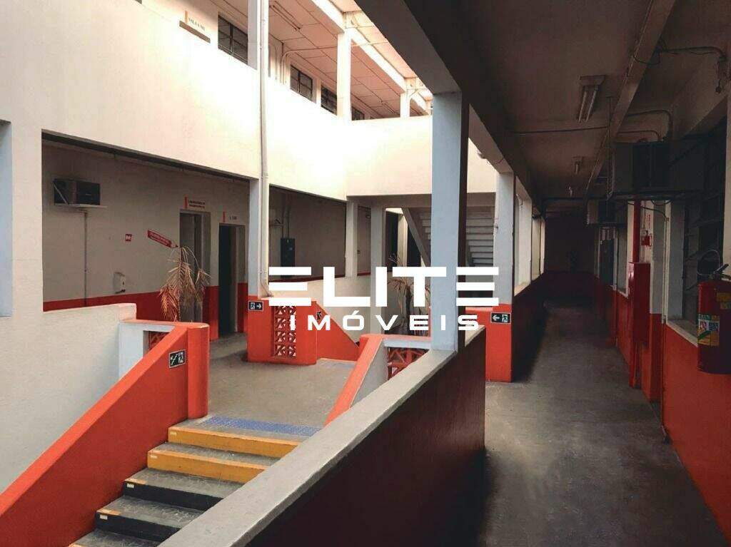 Prédio para aluguel no Centro: 