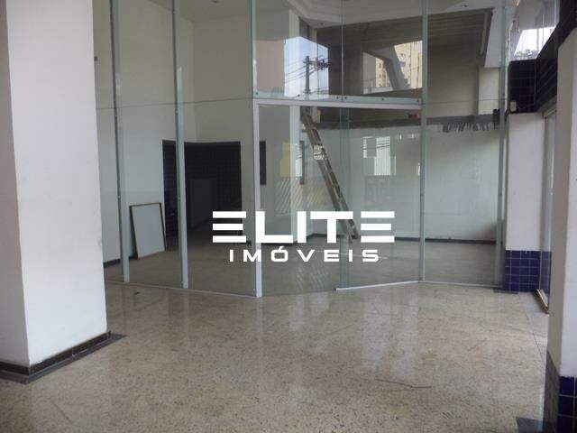 Sala à venda no Centro: 