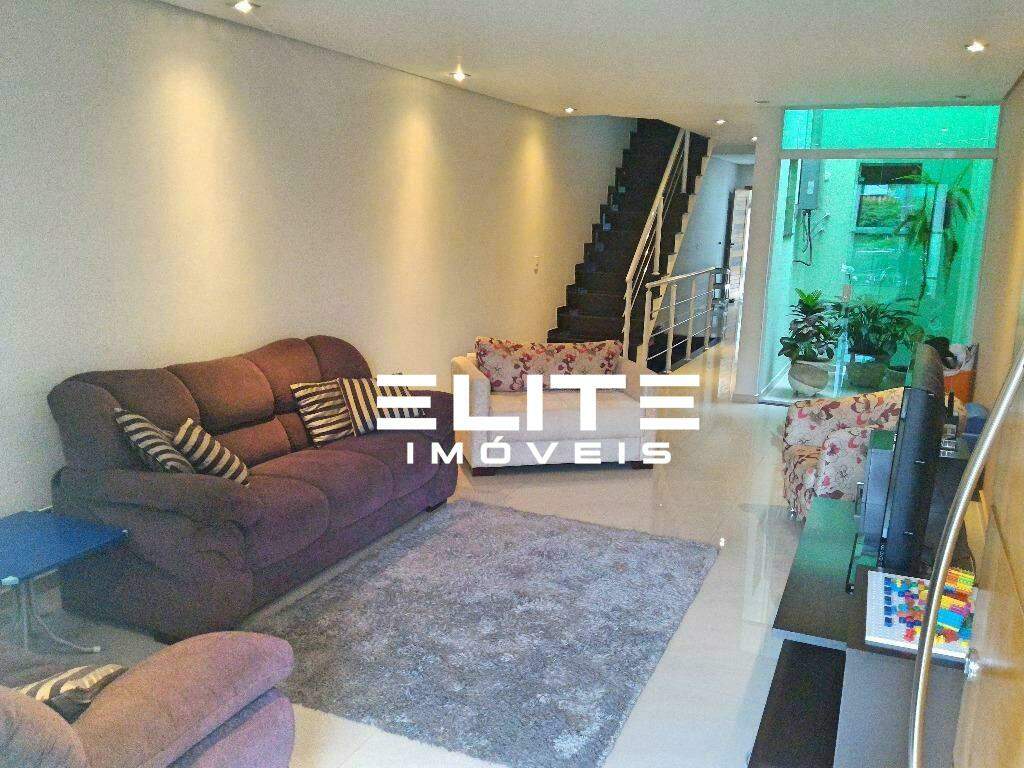 Sobrado à venda no Vila Dora: 