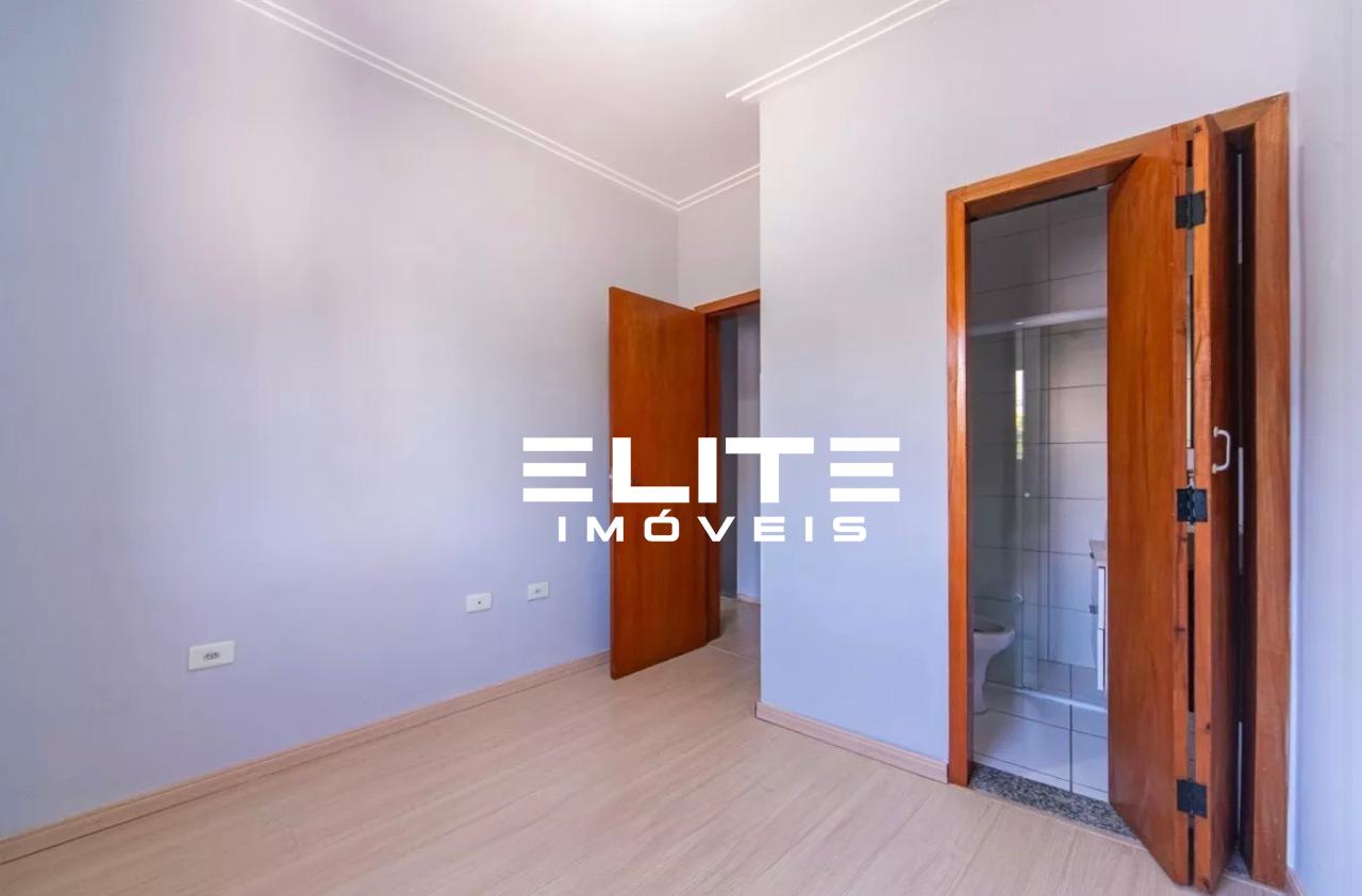 Sobrado à venda no Vila Valparaíso: 