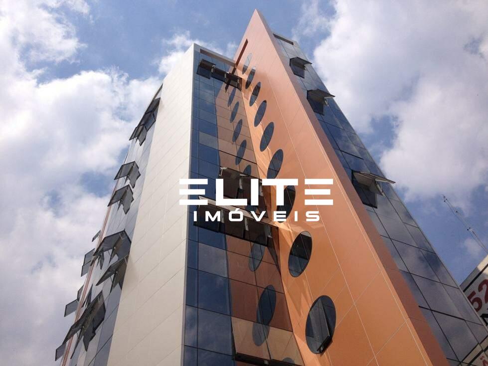 Sala à venda no Centro: 