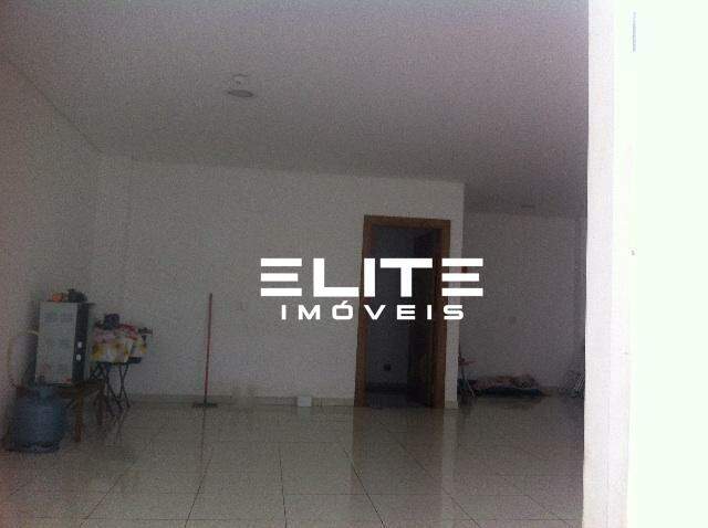 Sobrado à venda no Vila Scarpelli: 