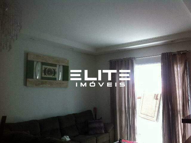 Sobrado à venda no Vila Scarpelli: 