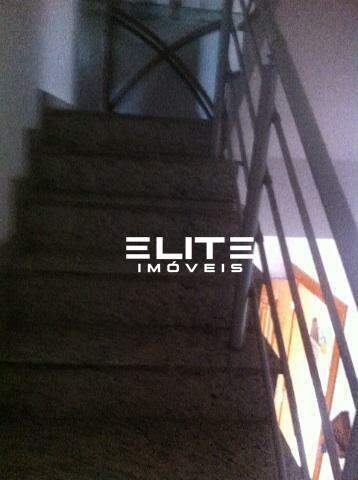 Sobrado à venda no Vila Scarpelli: 