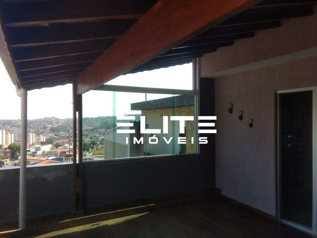 Sobrado à venda no Jardim Vila Rica: 