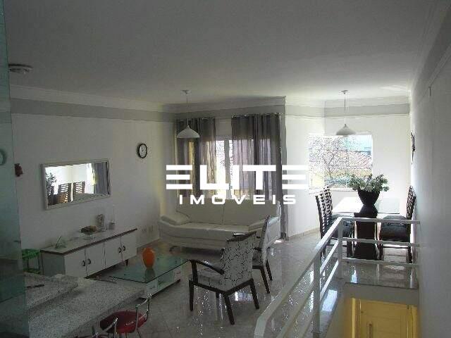 Sobrado à venda no Paraíso: 