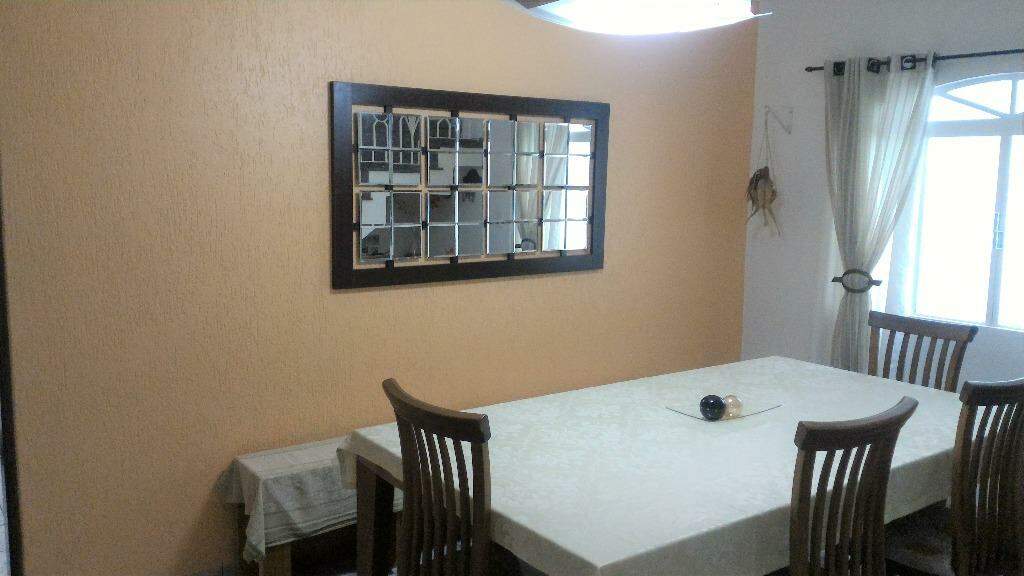 Sobrado à venda no Jardim Stella: 