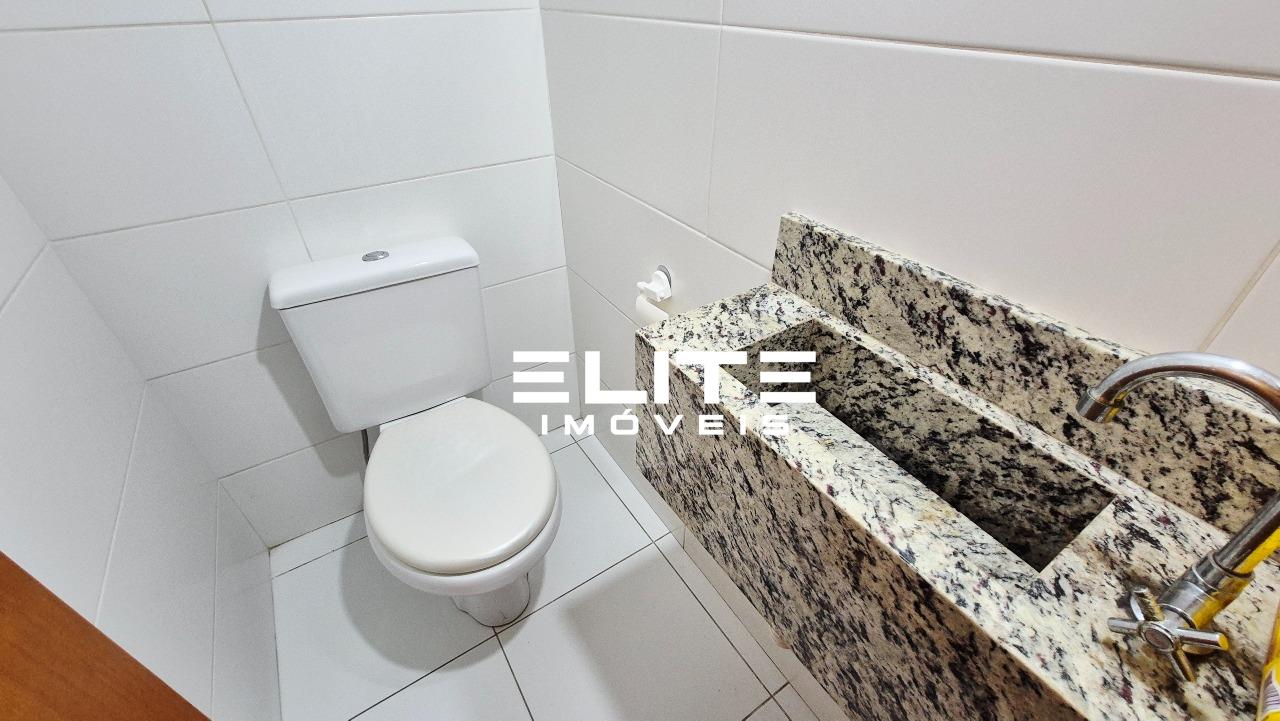 Sobrado à venda no Vila Guarani: 