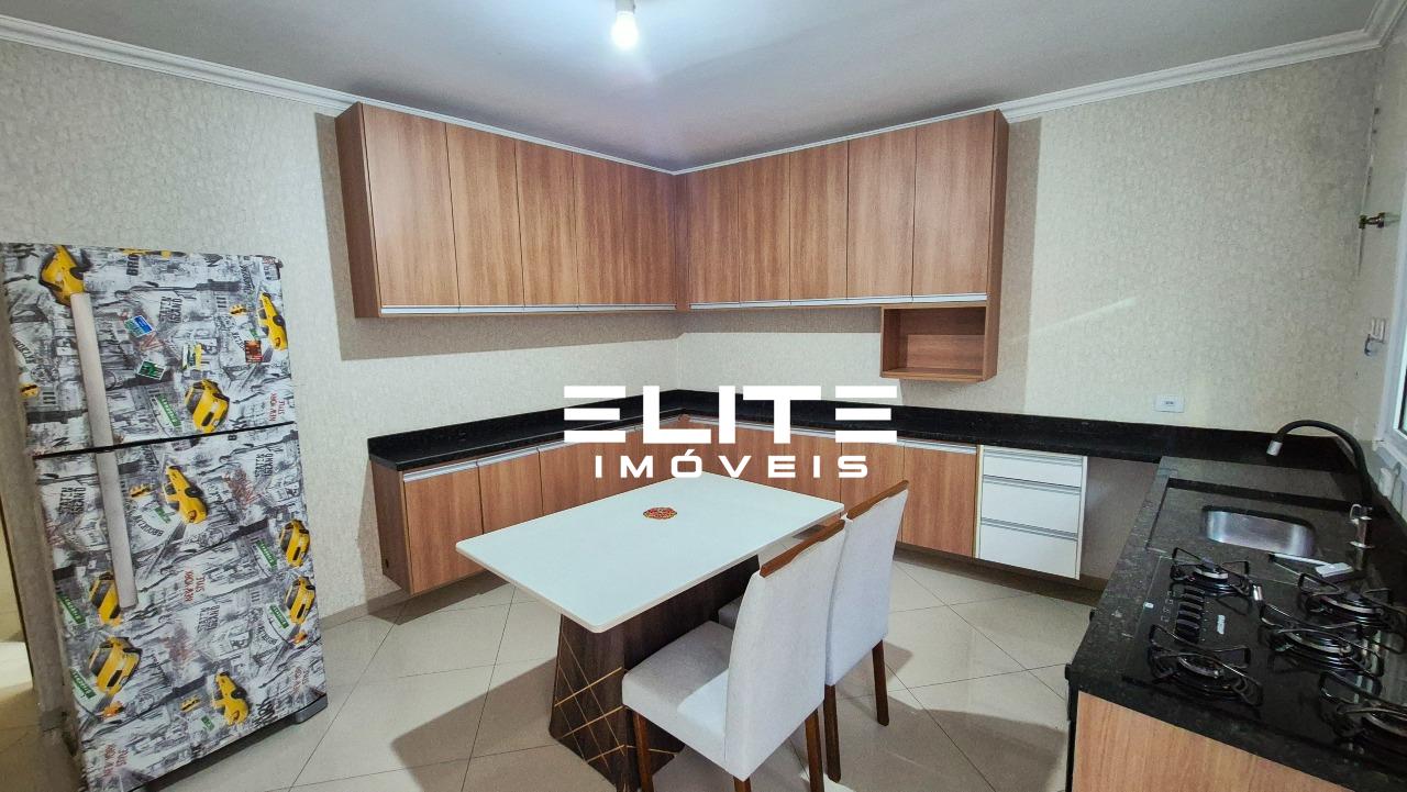 Sobrado à venda no Vila Guarani: 