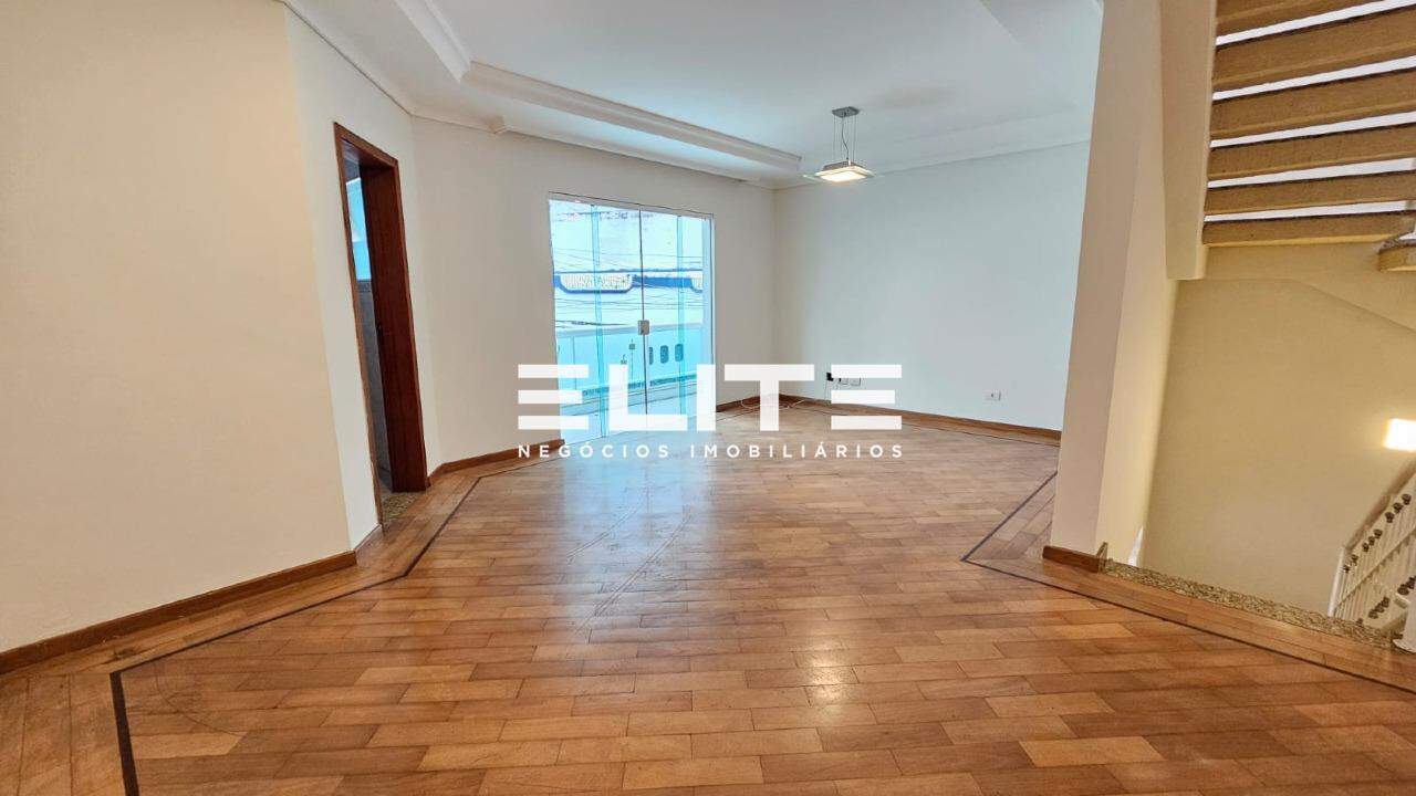 Sobrado à venda no Vila Gilda: 