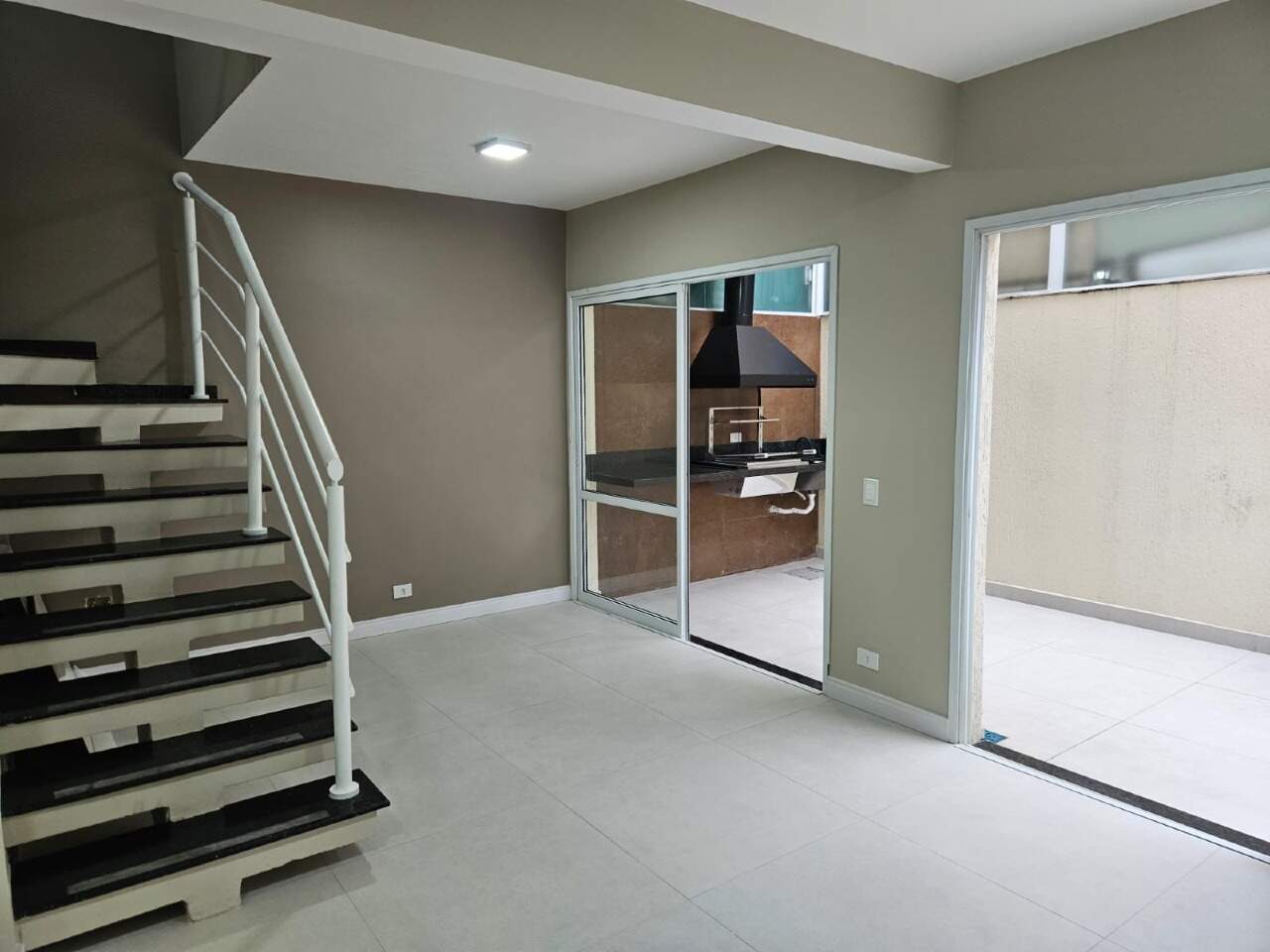 Sobrado à venda no Vila São Pedro: Sala