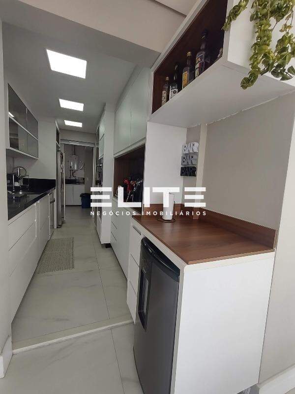 Apartamento à venda no Bairro Jardim: Cozinha