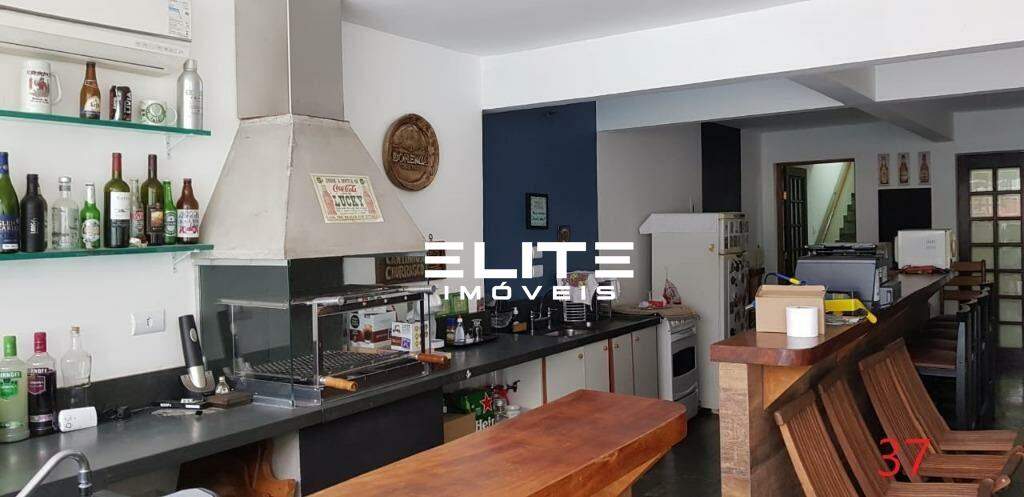 Sobrado à venda no Santa Maria: 