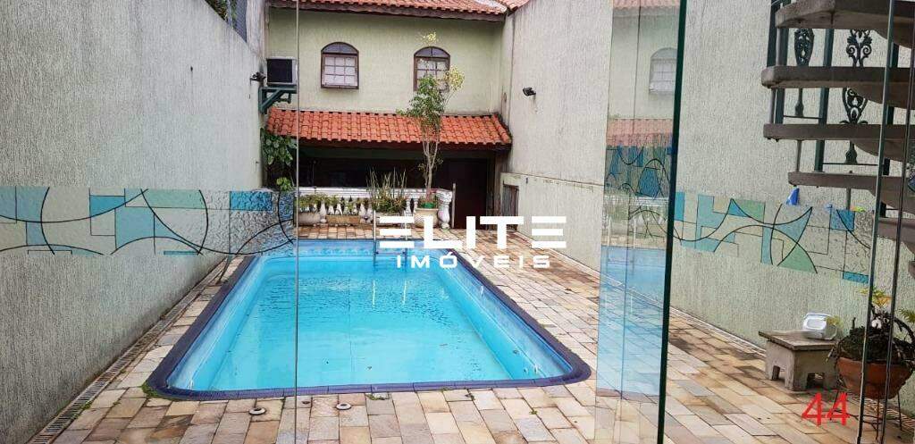 Sobrado à venda no Santa Maria: 