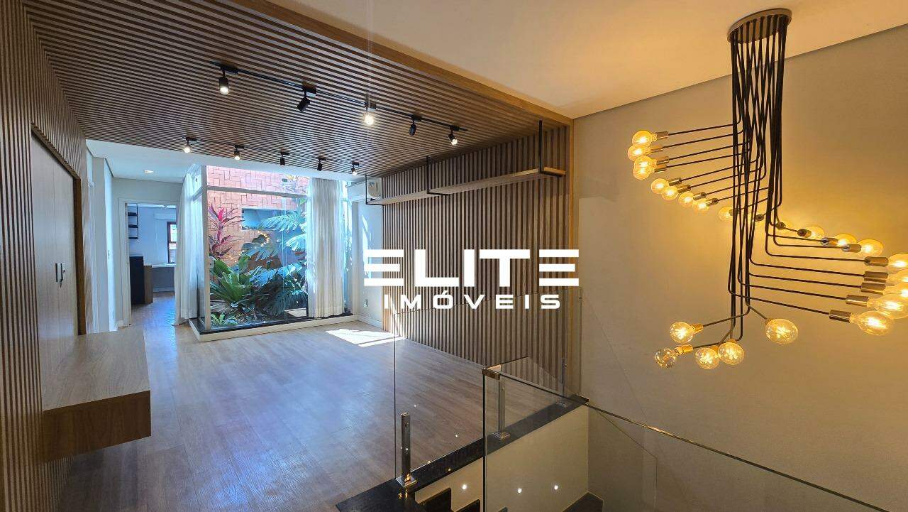 Sobrado para aluguel no Bairro Jardim: 