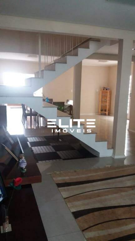 Sobrado à venda no Centro: 