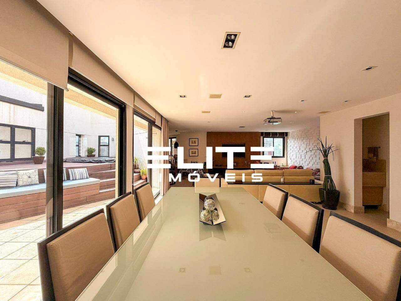 Cobertura à venda no Bairro Jardim: 