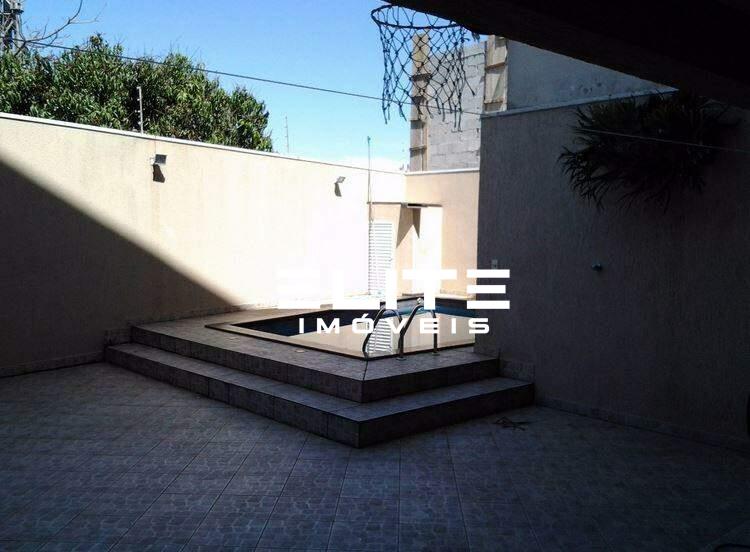 Sobrado à venda no Jardim Paraíso: 