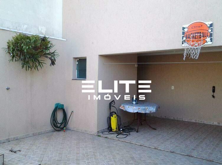 Sobrado à venda no Jardim Paraíso: 