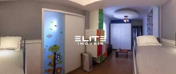 Sobrado à venda no Vila Scarpelli: 