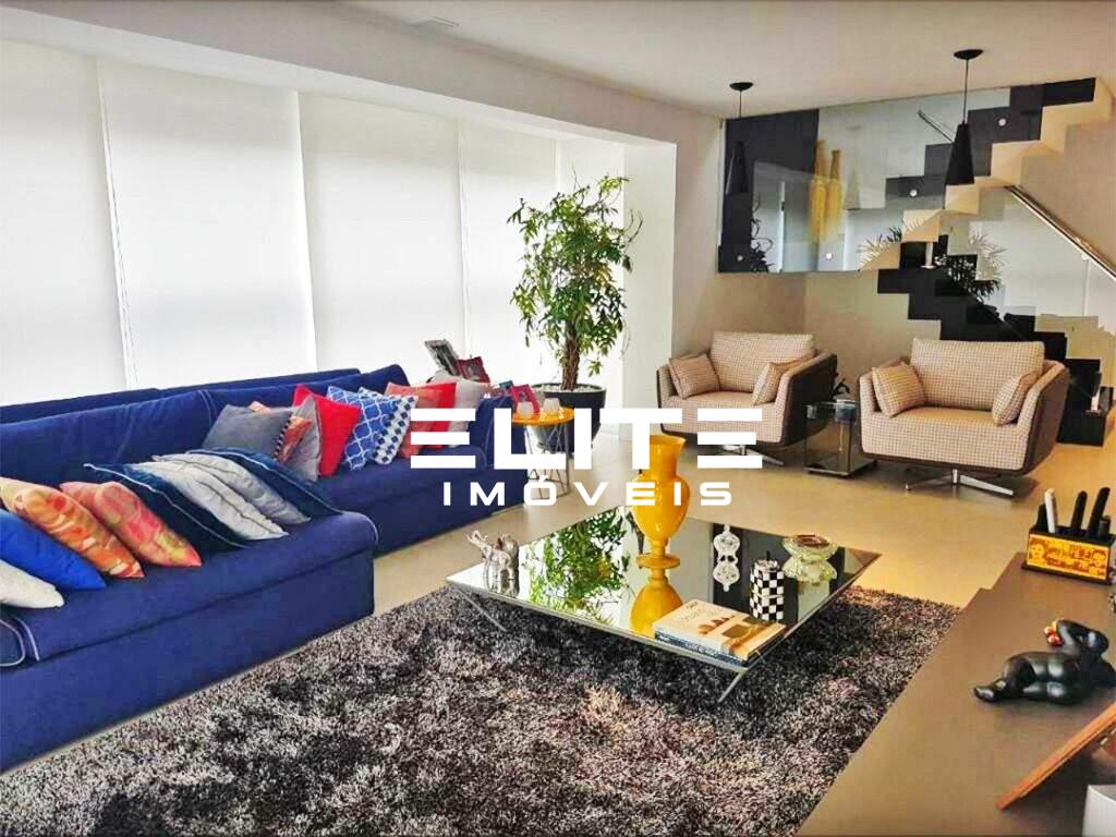 Cobertura à venda no Bairro Jardim: 