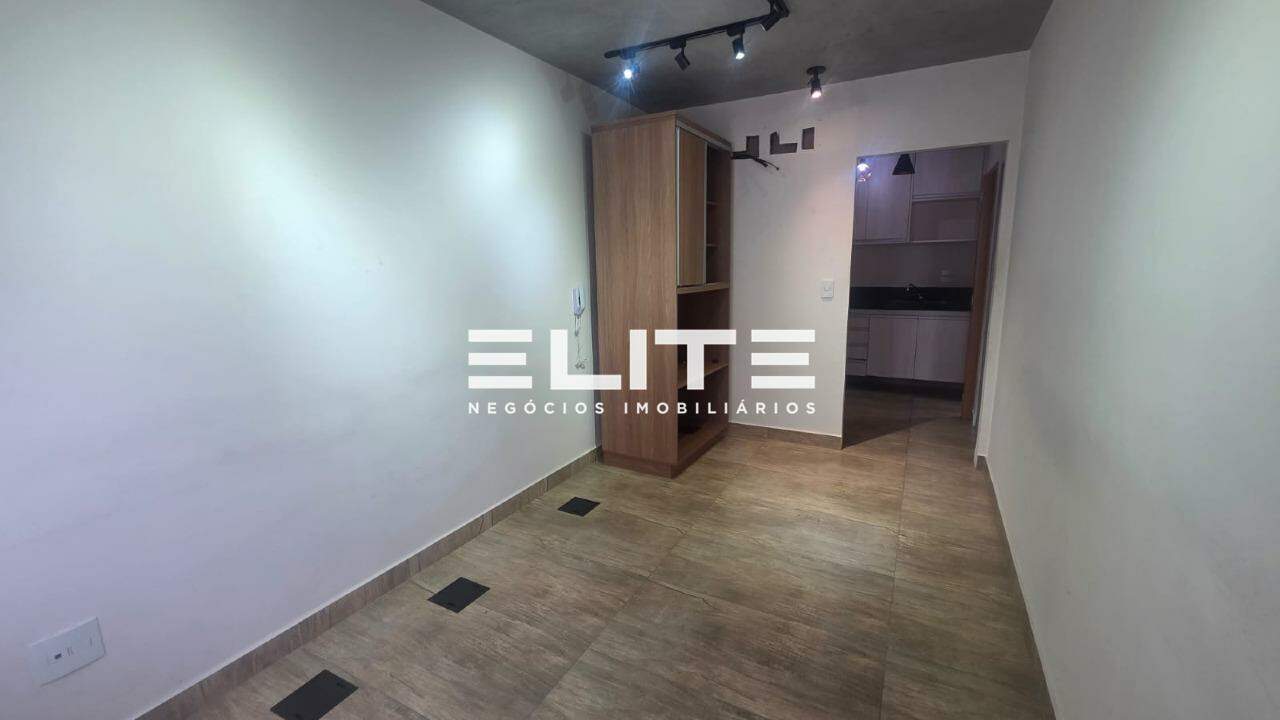 Sala para aluguel no Vila Bastos: 